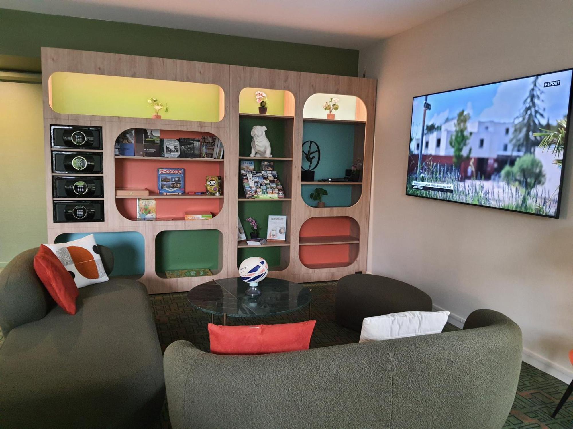 Ibis Styles Lisieux Normandie Екстер'єр фото
