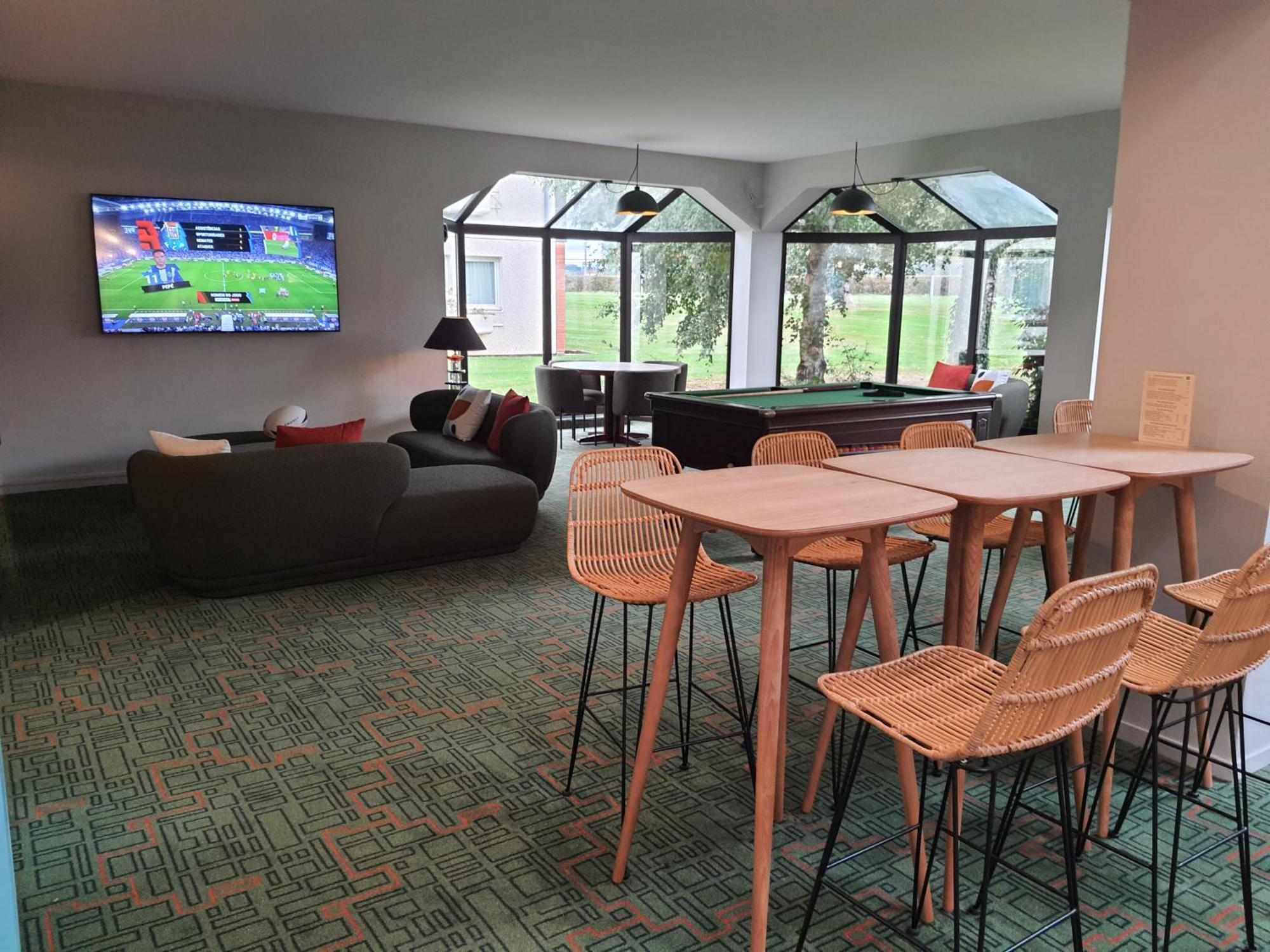 Ibis Styles Lisieux Normandie Екстер'єр фото