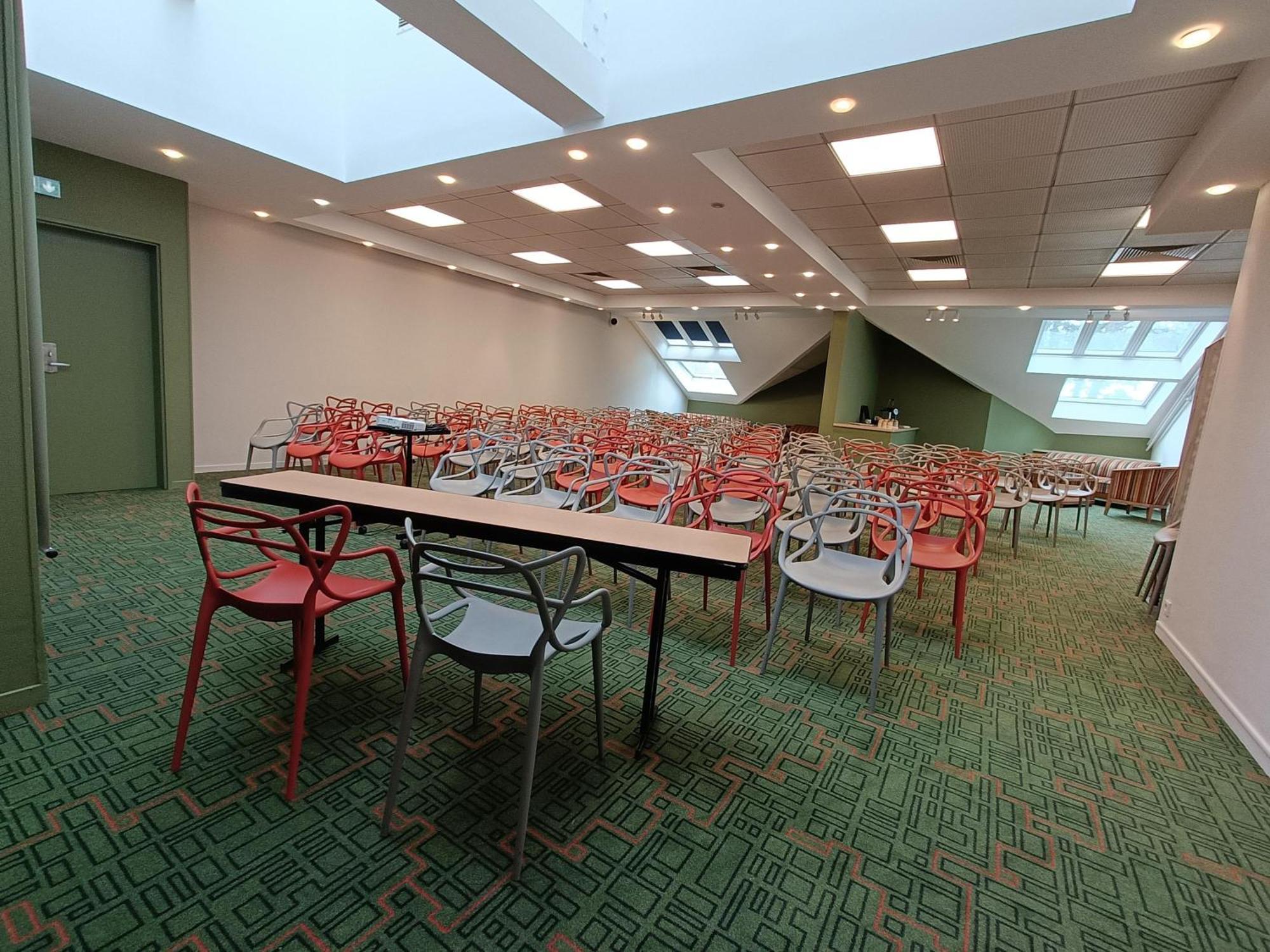 Ibis Styles Lisieux Normandie Екстер'єр фото