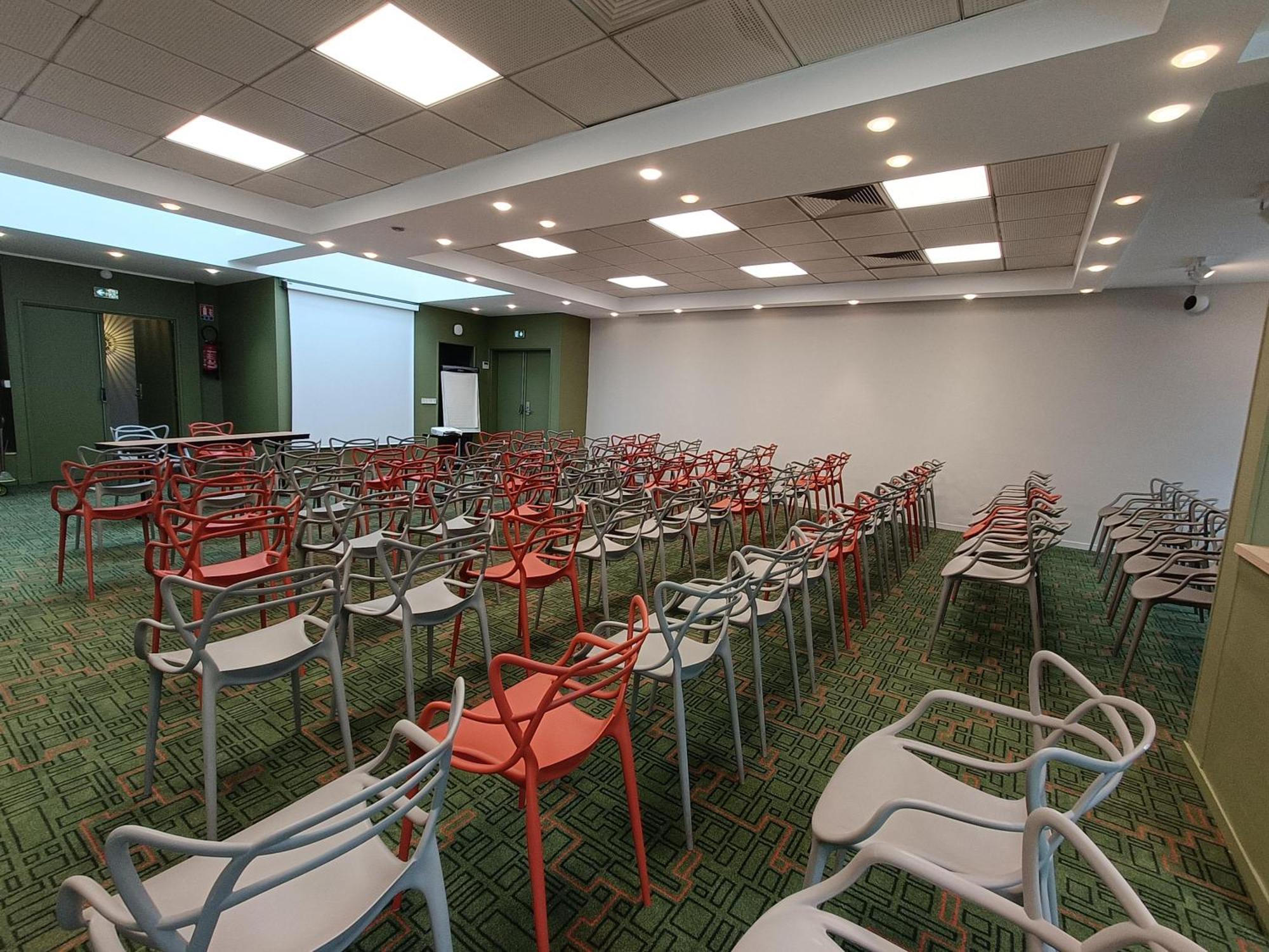 Ibis Styles Lisieux Normandie Екстер'єр фото