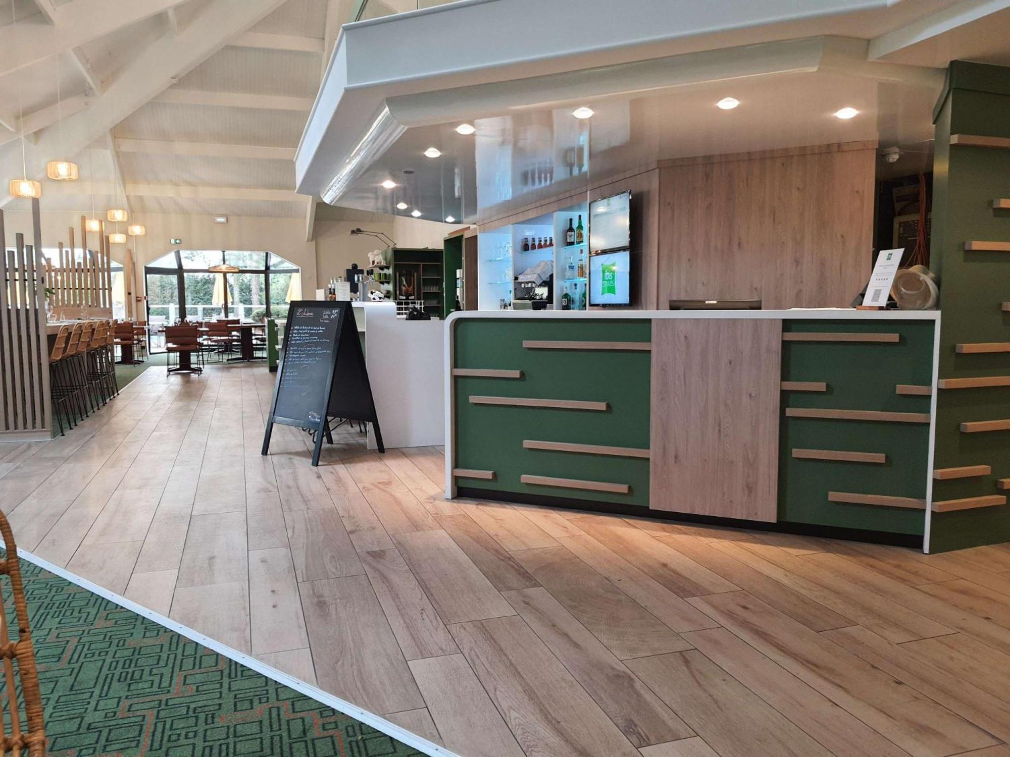 Ibis Styles Lisieux Normandie Екстер'єр фото