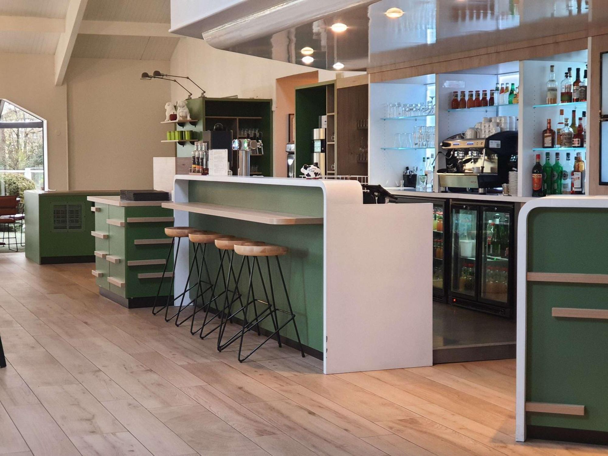 Ibis Styles Lisieux Normandie Екстер'єр фото